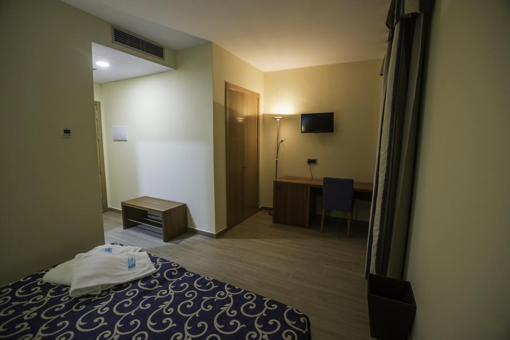 Hostal Llanos Extremadura Альмендралехо Экстерьер фото